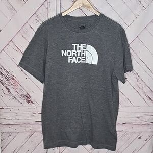 🦄The North Face Logo Gray T-Shirt